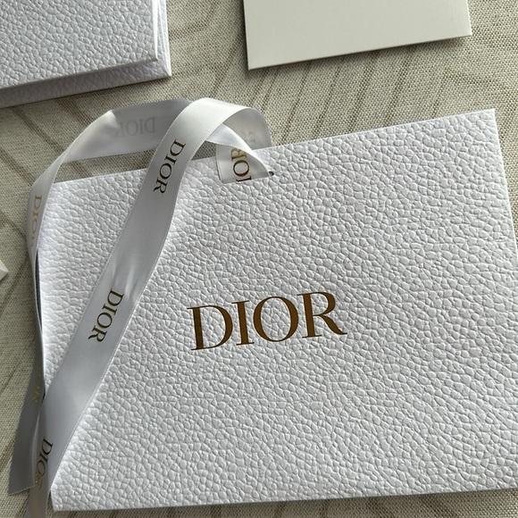 2 x Dior white small gift bag - Picture 7 of 13